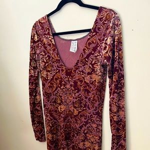 Acid cut velvet dress. 🔥